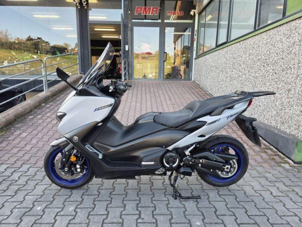 Yamaha T-Max 560 (2020 - 21) (4)