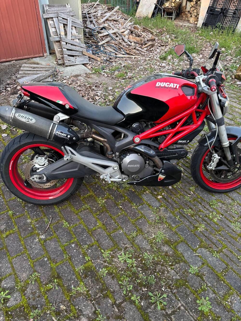 Ducati Monster 696 ABS (2009 - 14) (3)