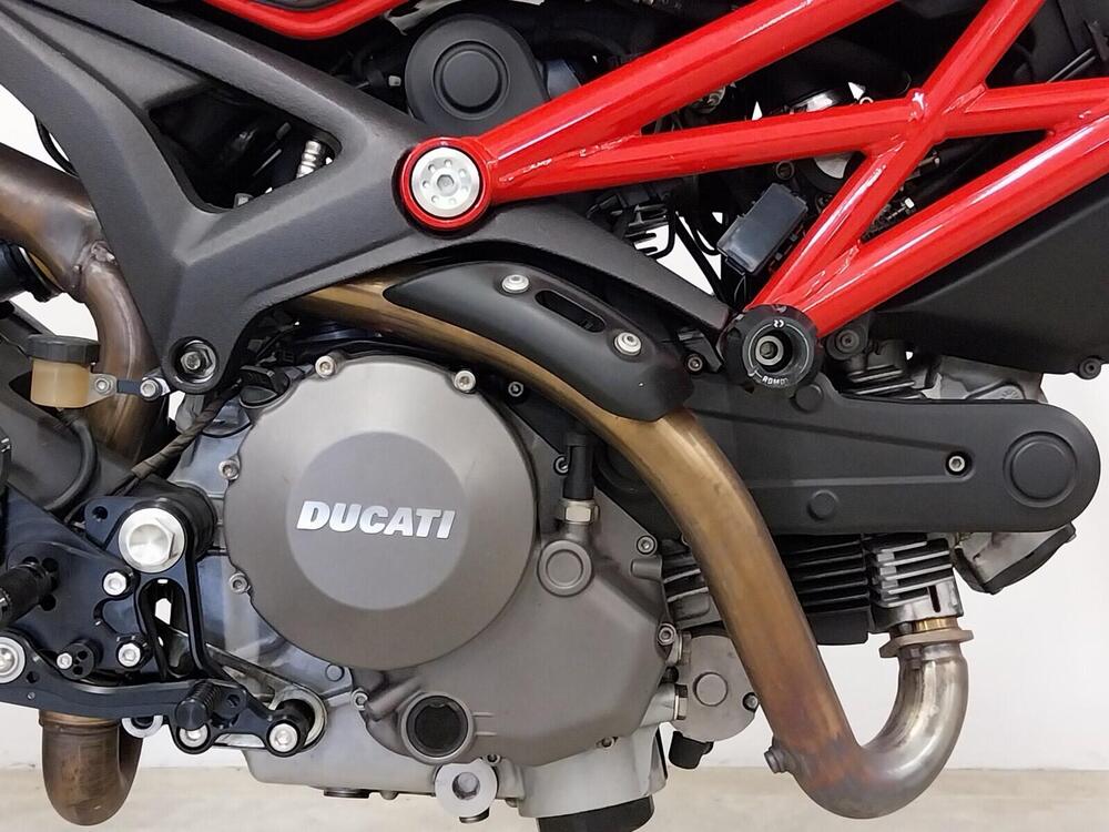 Ducati Monster 696 Plus (2007 - 14) (12)