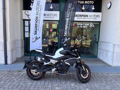 CFMOTO 800NK Advanced (2023 - 26) usata