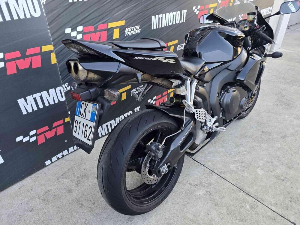 Honda CBR 1000 RR Fireblade (2006 - 07) (6)