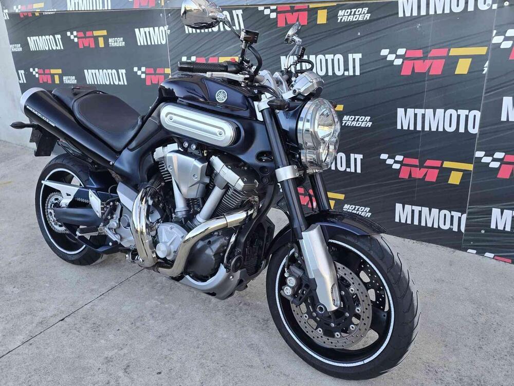 Yamaha MT-01 (2005- 11) (6)