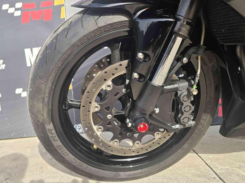 Yamaha YZF R1 (2007 - 08) (15)