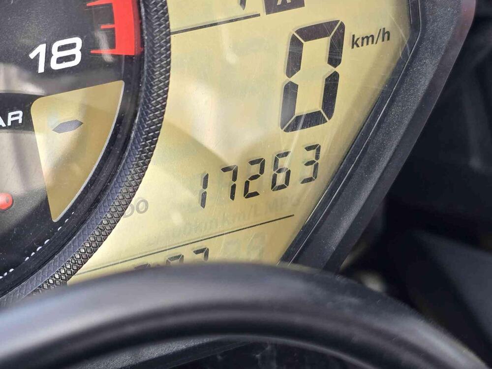 Yamaha YZF R6 (2017 - 20) (27)