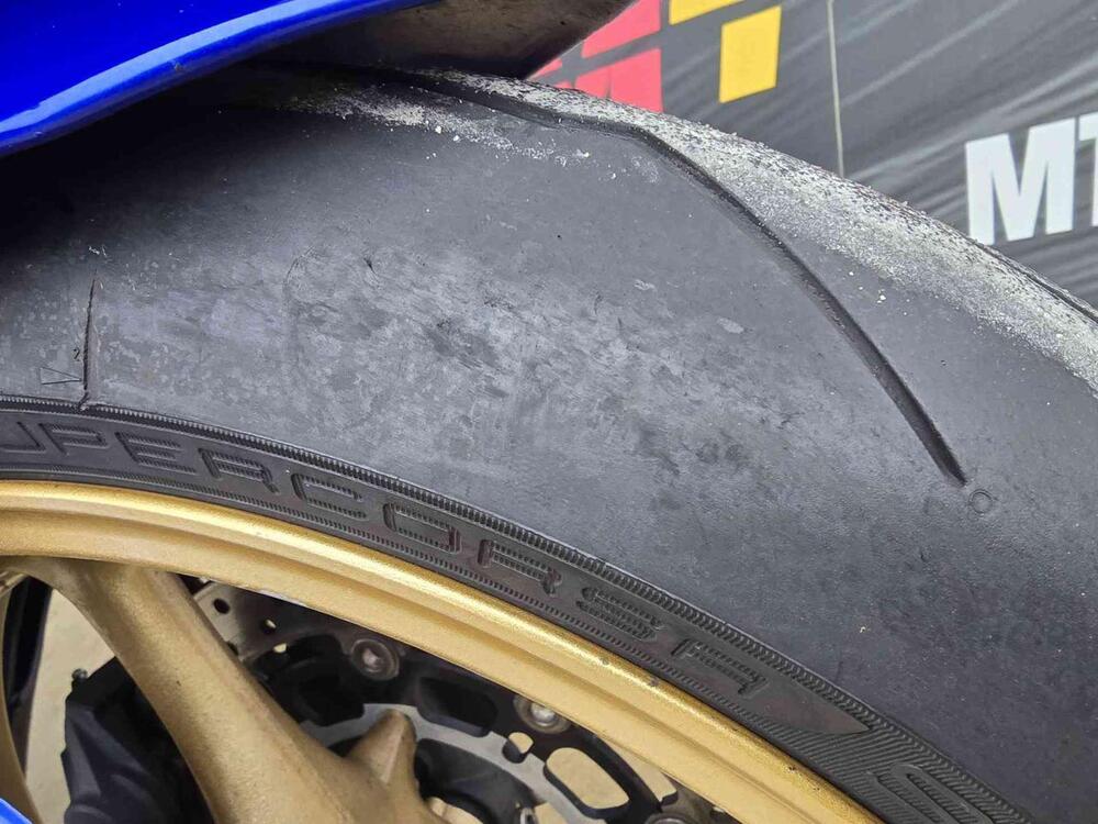 Yamaha YZF R6 (2008 - 09) (15)