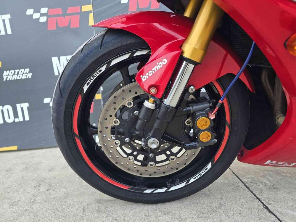 Yamaha YZF R6 (2006 - 07) (12)