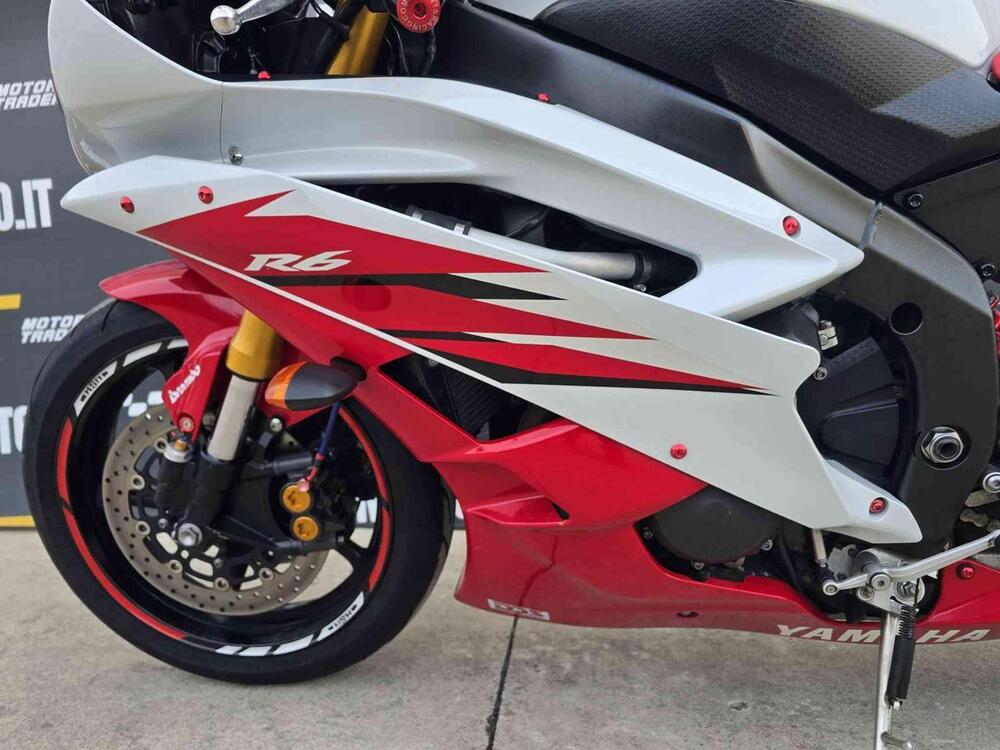 Yamaha YZF R6 (2006 - 07) (9)