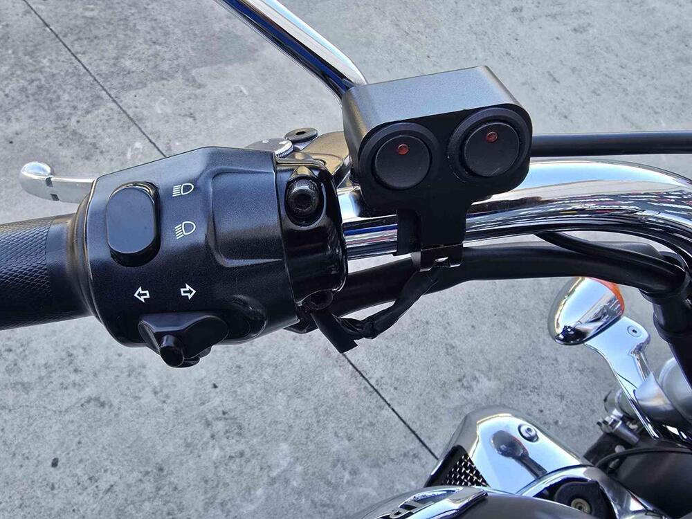 Triumph Rocket 3 Classic (2006 - 11) (15)