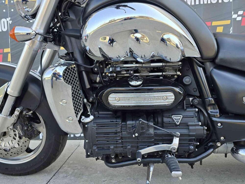 Triumph Rocket 3 Classic (2006 - 11) (3)