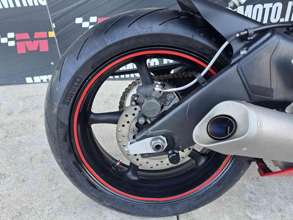 Yamaha YZF R6 (2006 - 07) (17)