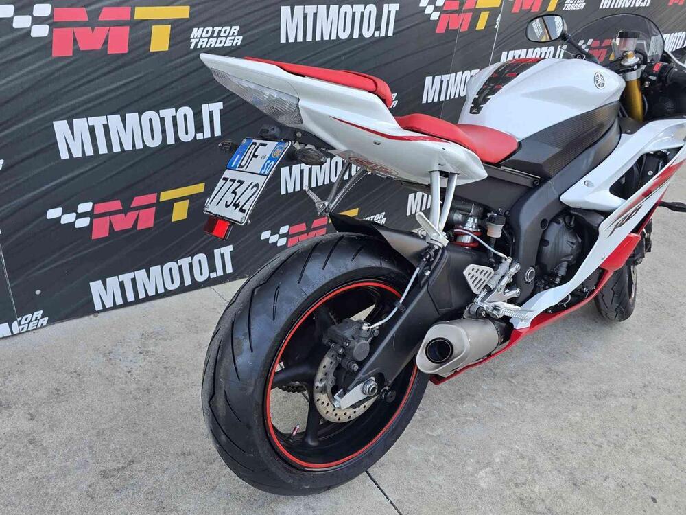 Yamaha YZF R6 (2006 - 07) (6)