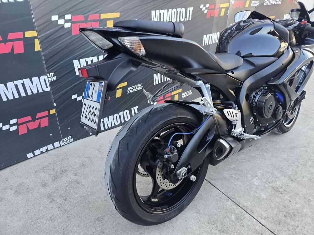 Suzuki GSX R 600 (2006 - 07) (4)