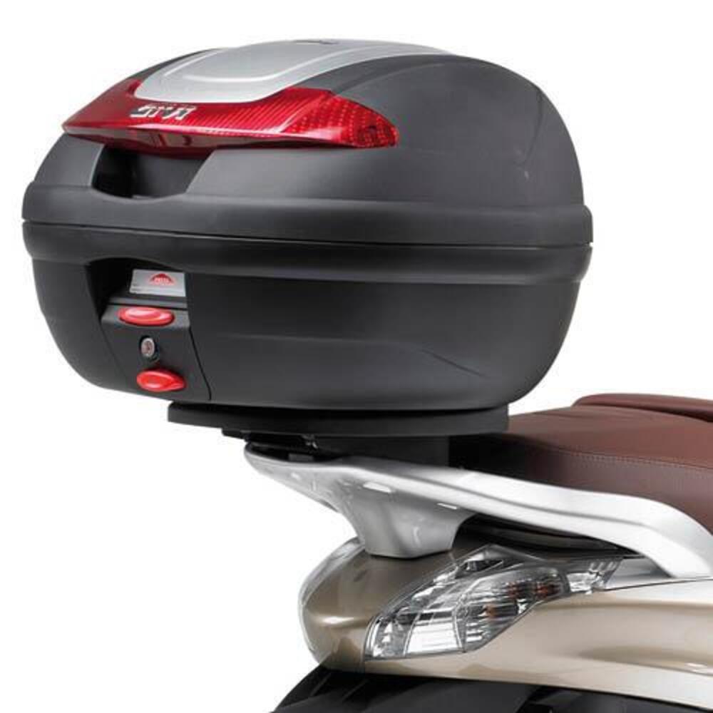 GIVI E349 Attacco posteriore specifico per baulett