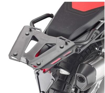 Portapacchi Givi per Aprilia Tuareg 660 (2021)