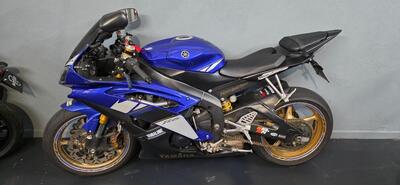 Yamaha YZF R6 (2008 - 09) usata