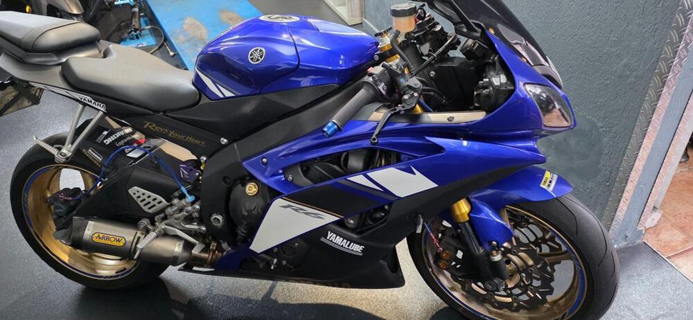 Yamaha YZF R6 (2008 - 09) (7)