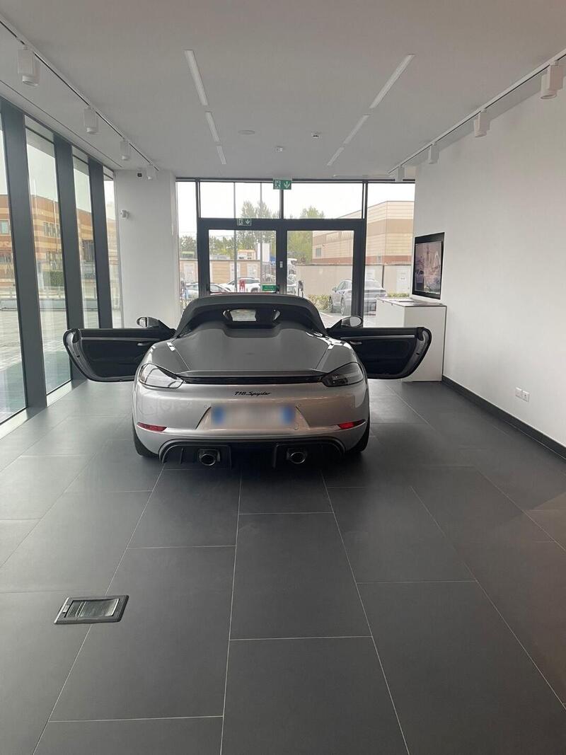 Porsche 718 Boxster  usata a Reggio Emilia (2)