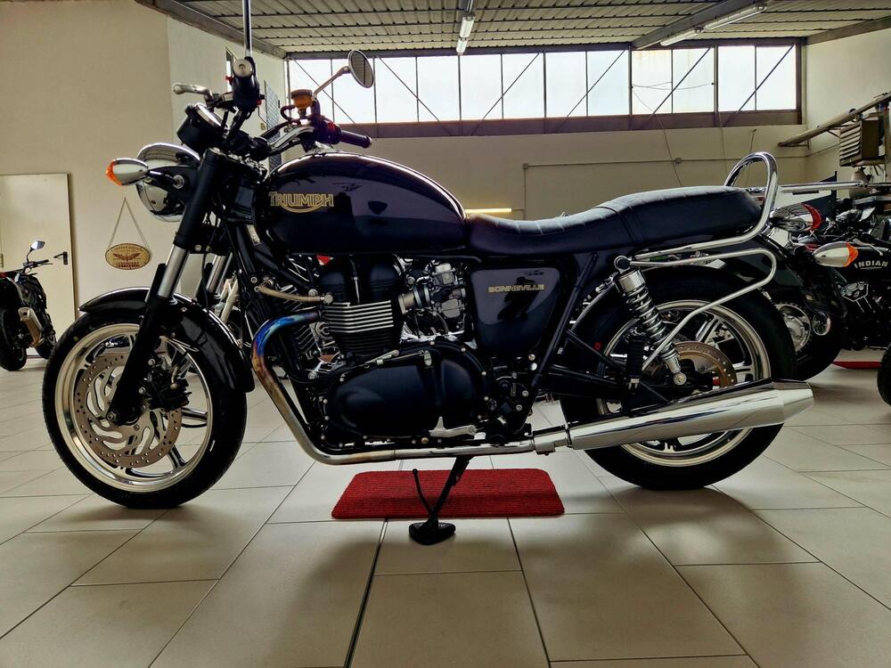 Triumph Bonneville SE (2009 - 13) (4)