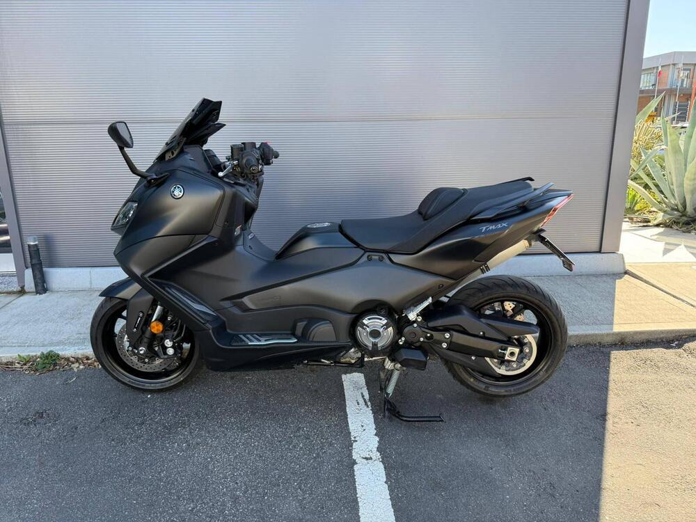Yamaha T-Max 560 (2022 - 24) (2)