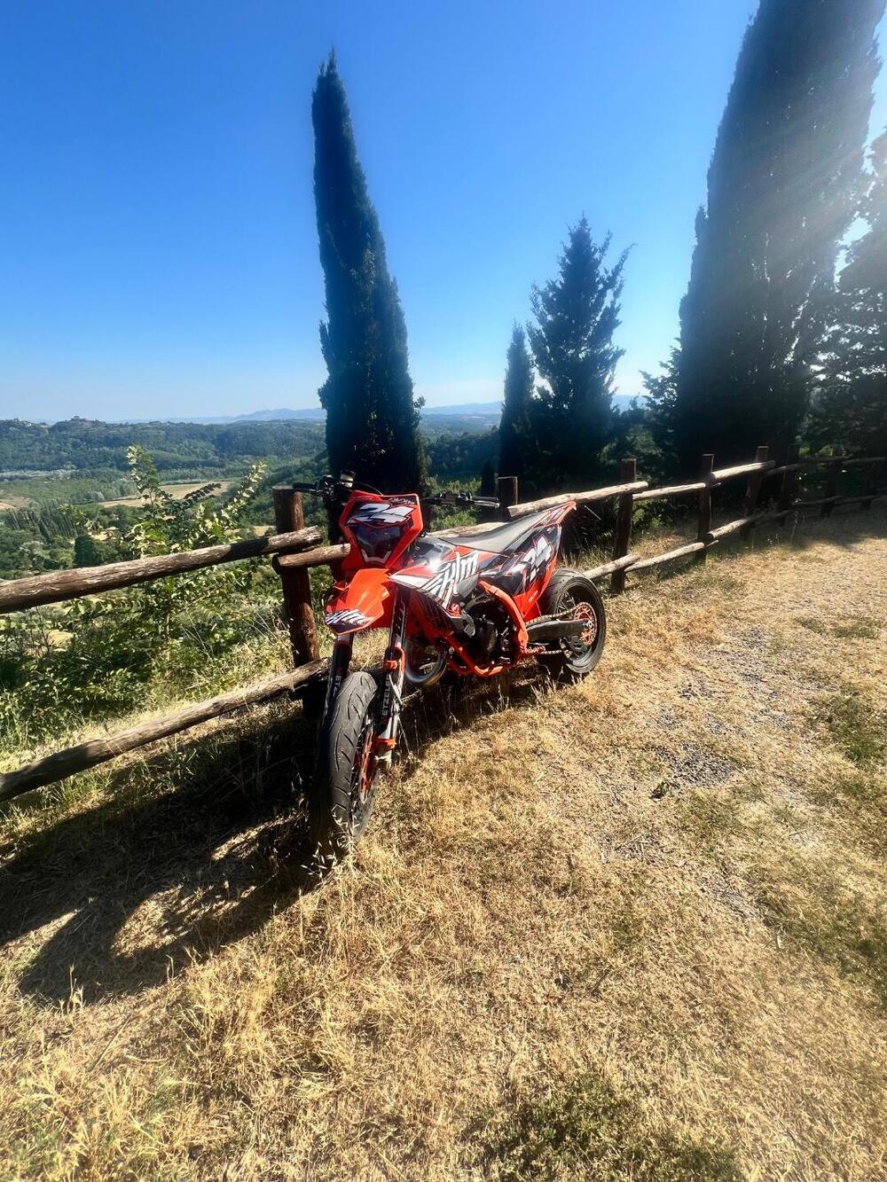 KTM 125 SX (2025) (4)