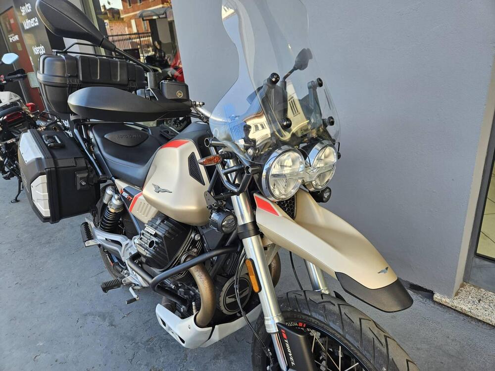 Moto Guzzi V85 TT Travel (2020) (7)