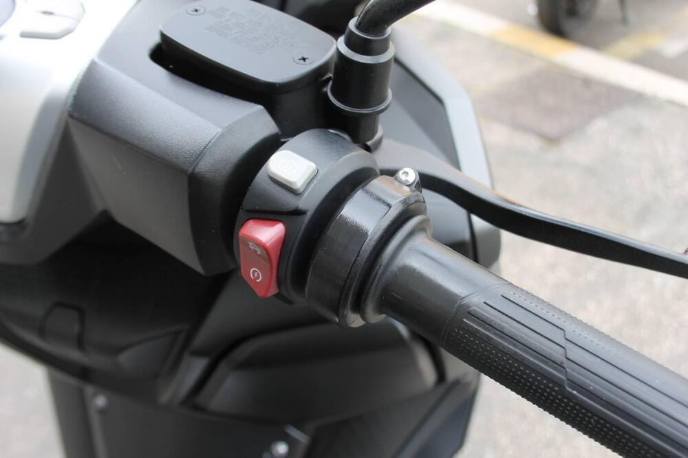 Voge Sfida SR4 MAX (2024 - 26) (11)