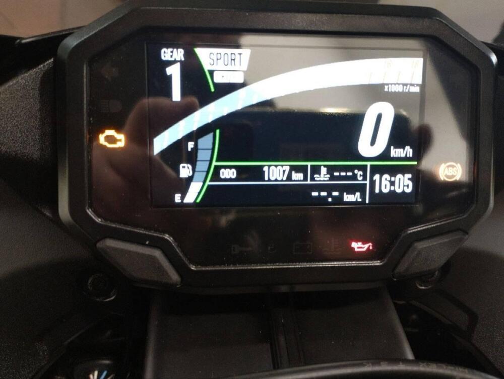 Kawasaki Ninja 636 ZX-6R (2024 - 26) (12)