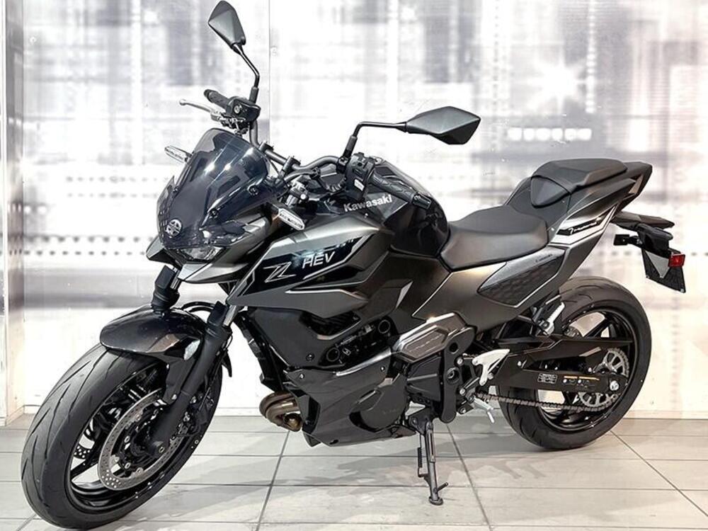 Kawasaki Z7 Hybrid (2024 - 26) (7)