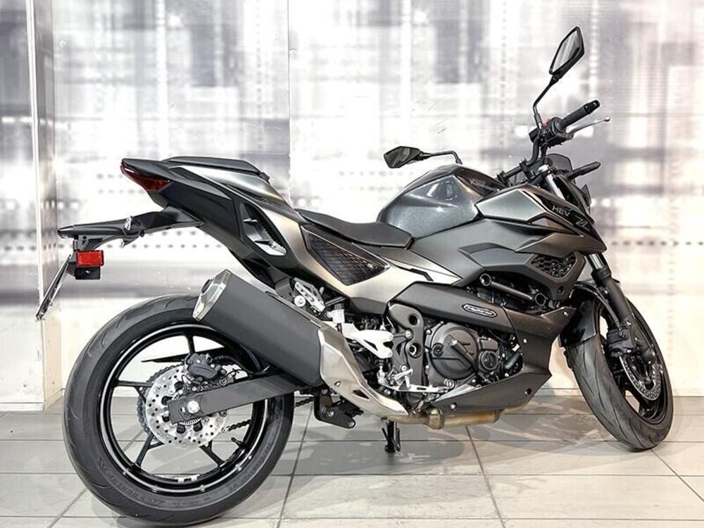 Kawasaki Z7 Hybrid (2024 - 26) (8)