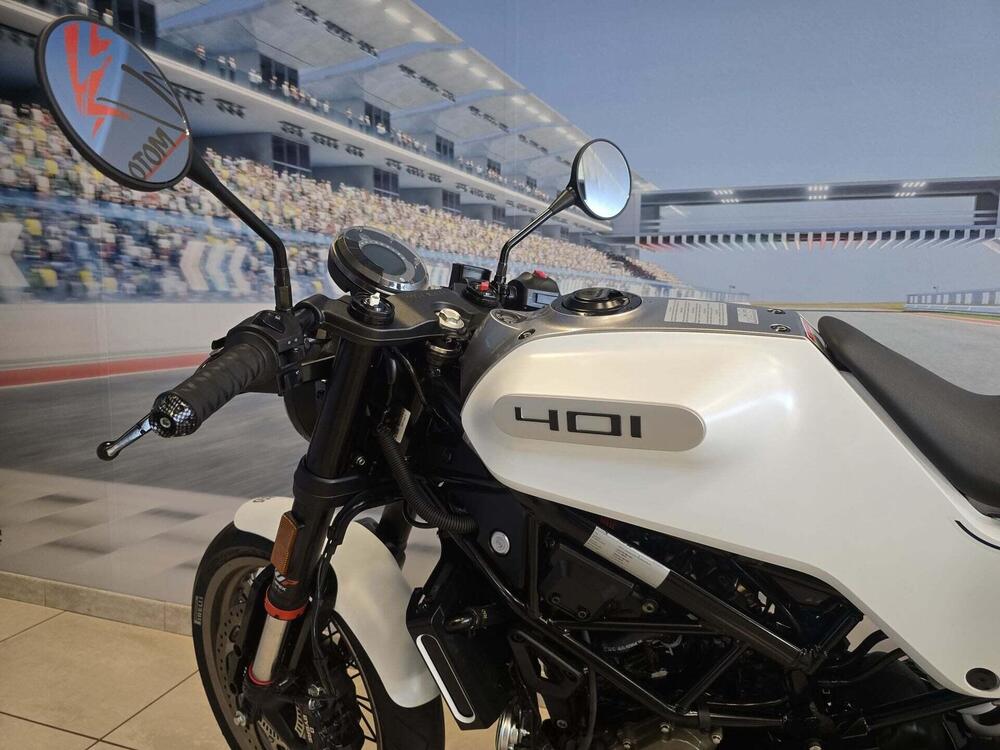 Husqvarna Vitpilen 401 (2021 - 23) (6)