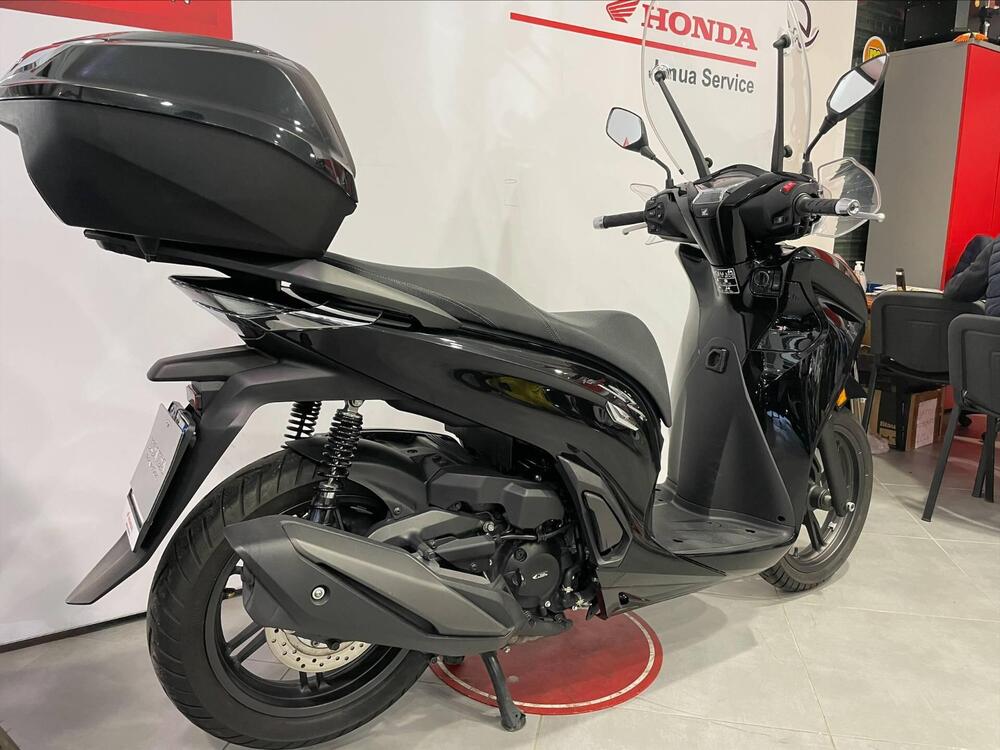 Honda SH 350 (2021 - 24) (2)