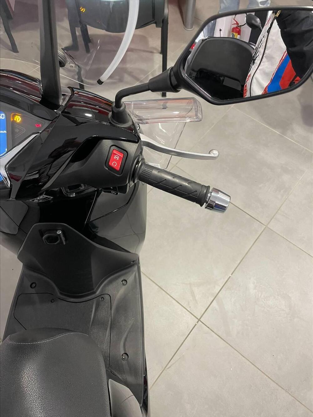 Honda SH 350 (2021 - 24) (15)