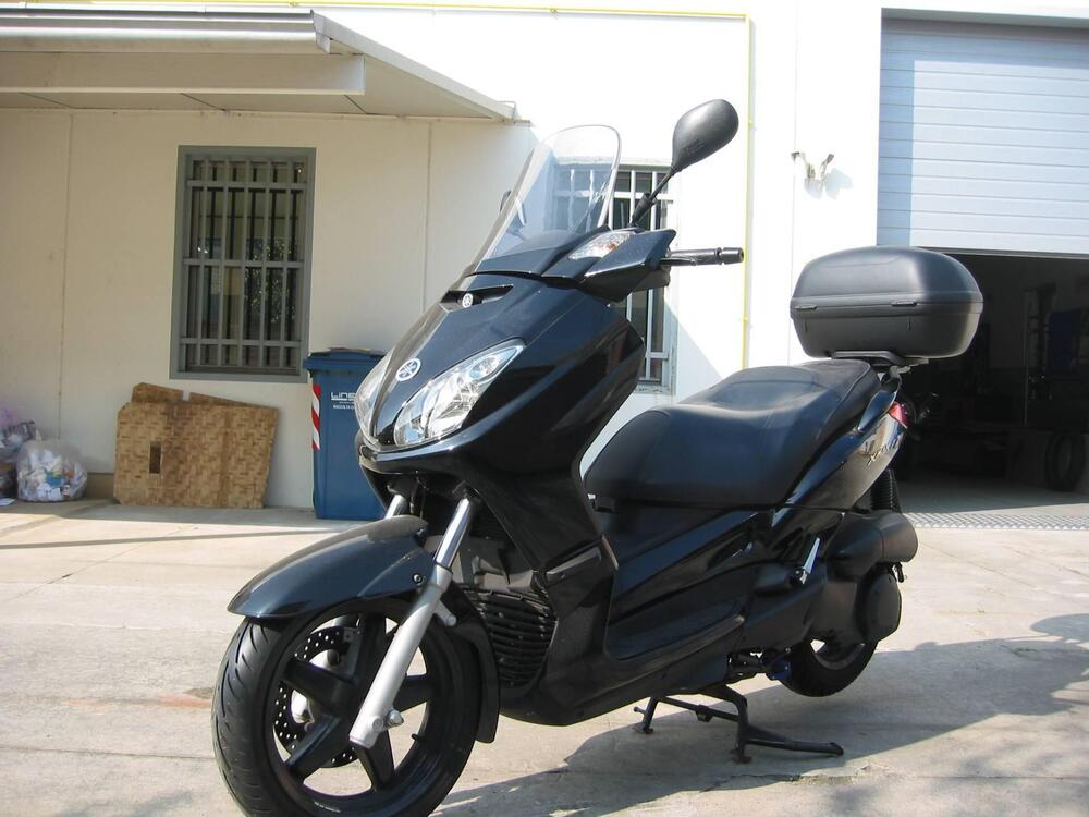 Yamaha X-Max 250 (2005 - 07) (4)
