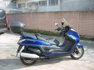 Yamaha Majesty 400 (2004 - 08) usata