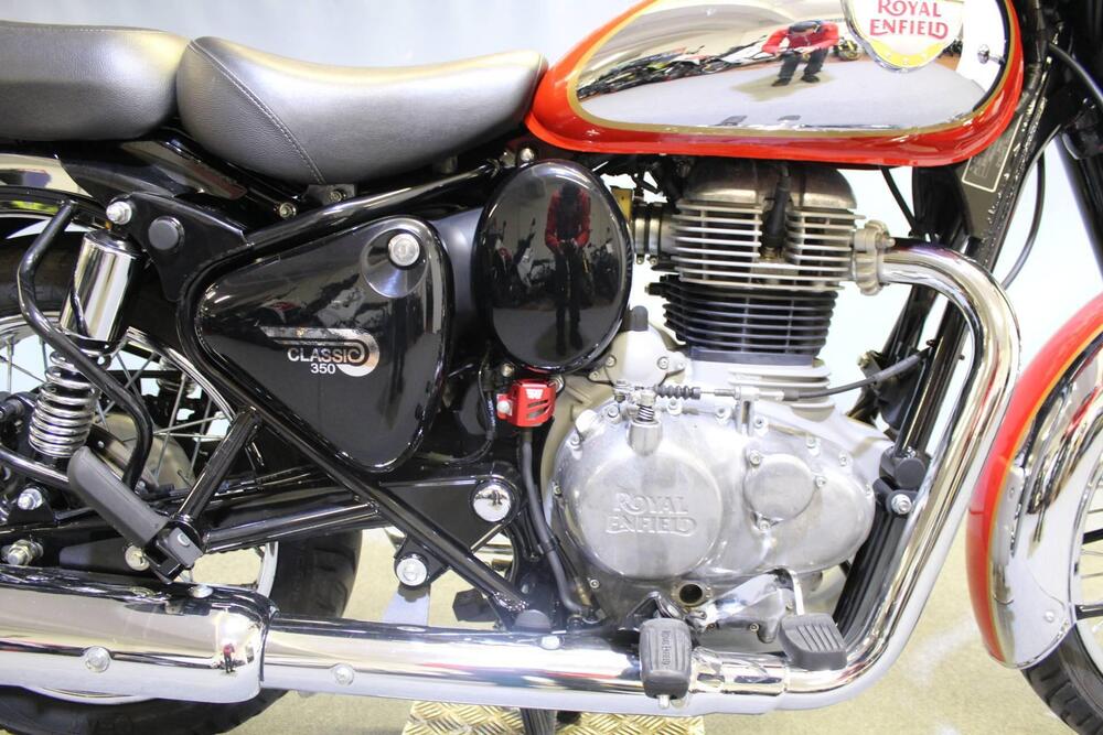 Royal Enfield Classic 350 (2021 - 26) (4)