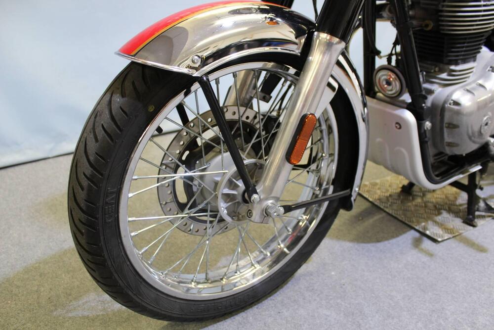 Royal Enfield Classic 350 (2021 - 26) (9)