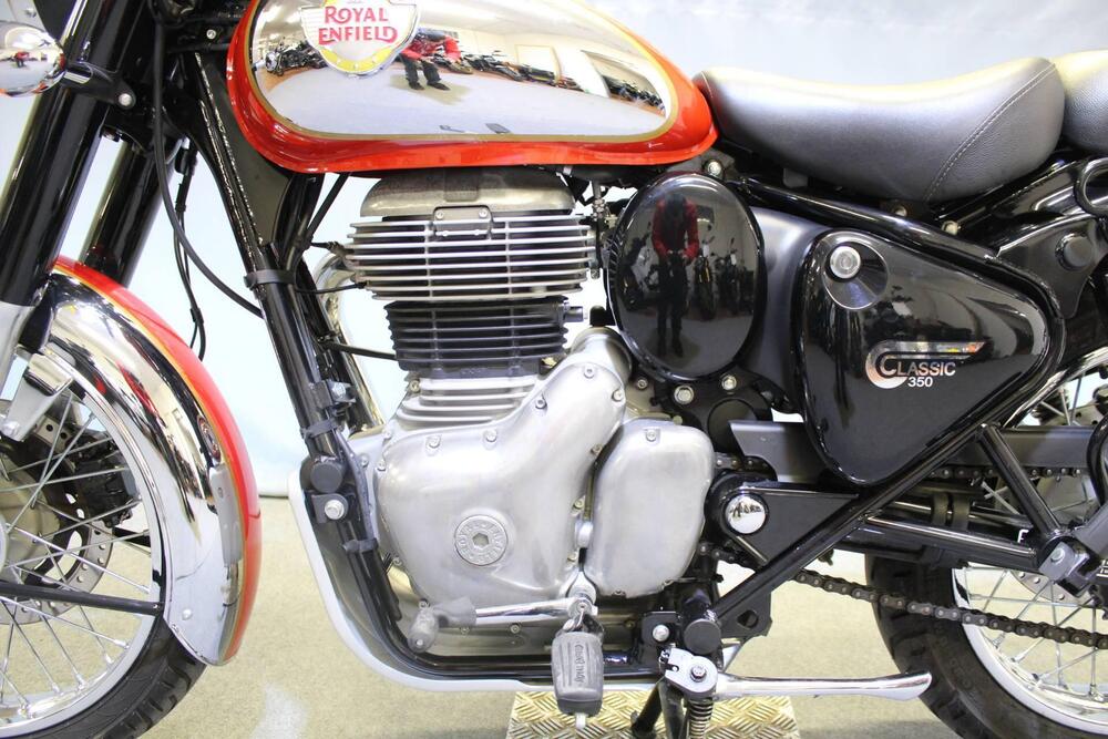 Royal Enfield Classic 350 (2021 - 26) (11)