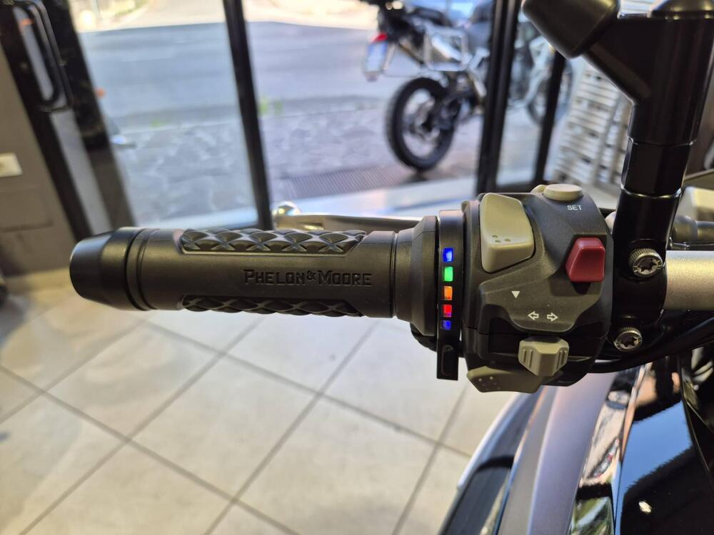 Phelon & Moore Motors Capetown 7S (2025 - 26) (11)