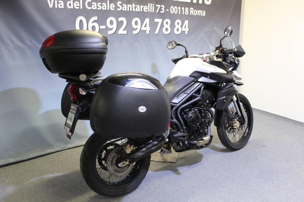 Triumph Tiger 800 XC (2011 - 12) (4)