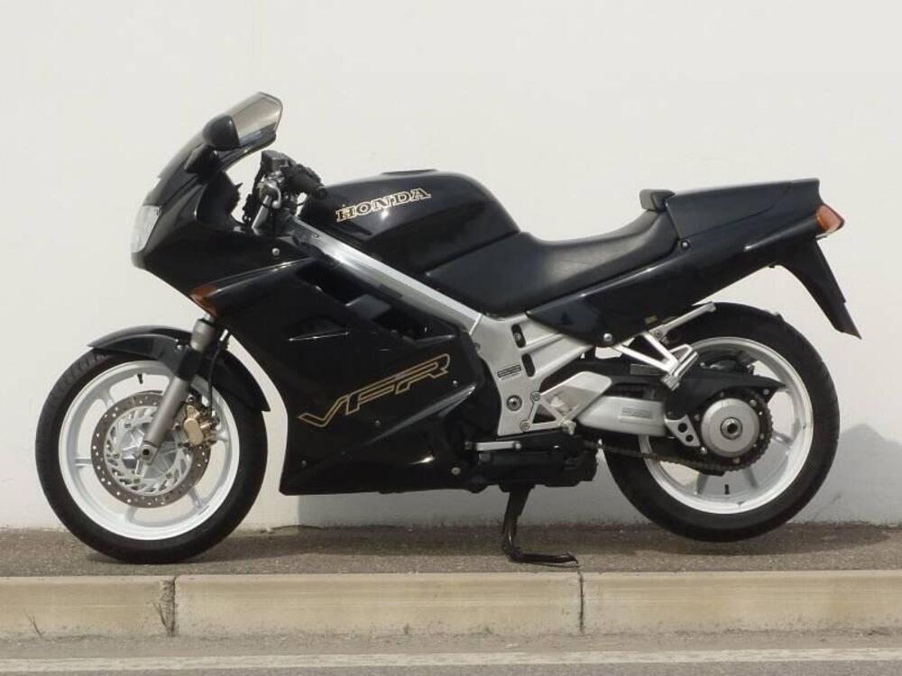 Honda VFR 750 F (1990 - 93) (5)