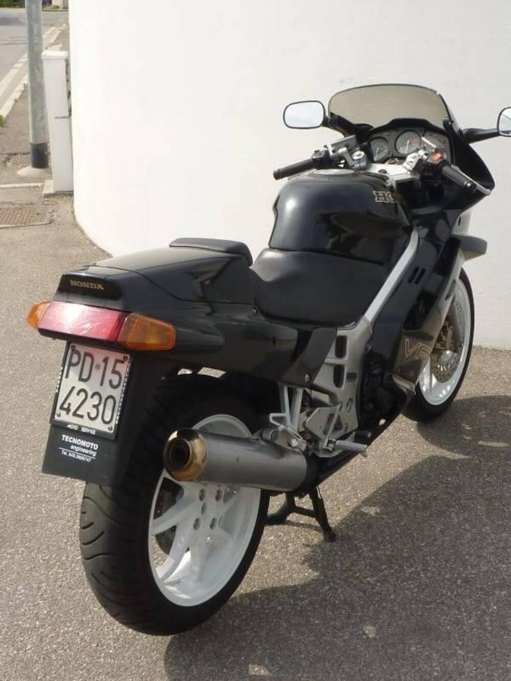 Honda VFR 750 F (1990 - 93) (6)