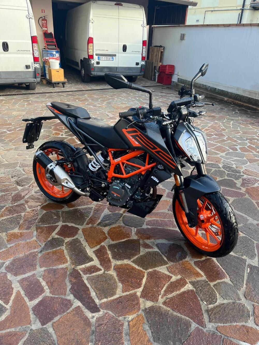 KTM 125 Duke (2021 - 23) (3)