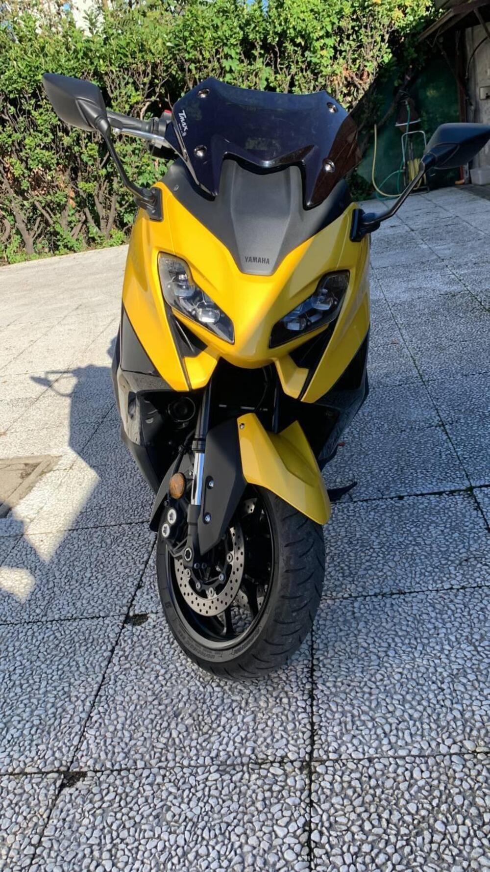 Yamaha T-Max 560 (2022 - 24)