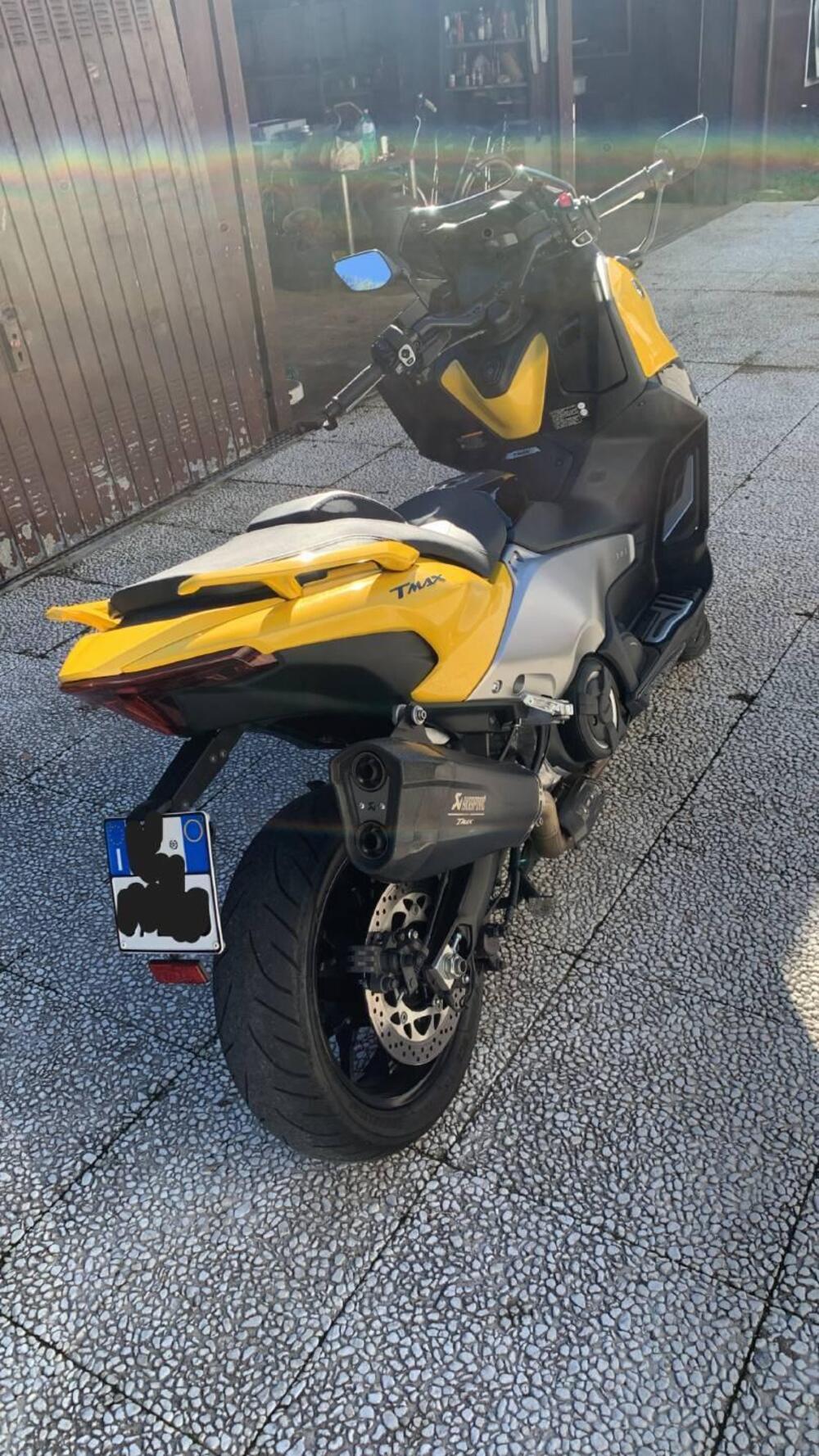 Yamaha T-Max 560 (2022 - 24) (3)