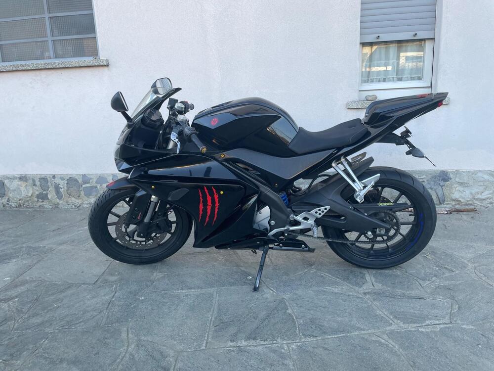 Yamaha YZF R125 (2014 - 16) (2)