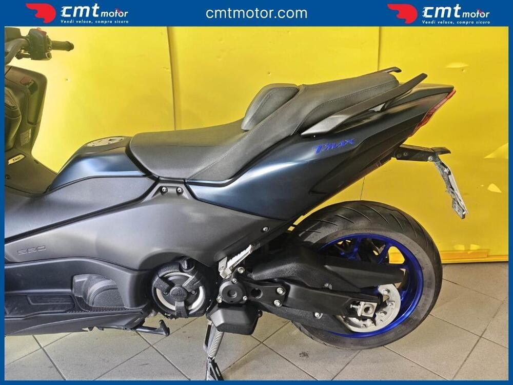 Yamaha T-Max 560 (2022 - 24) (8)