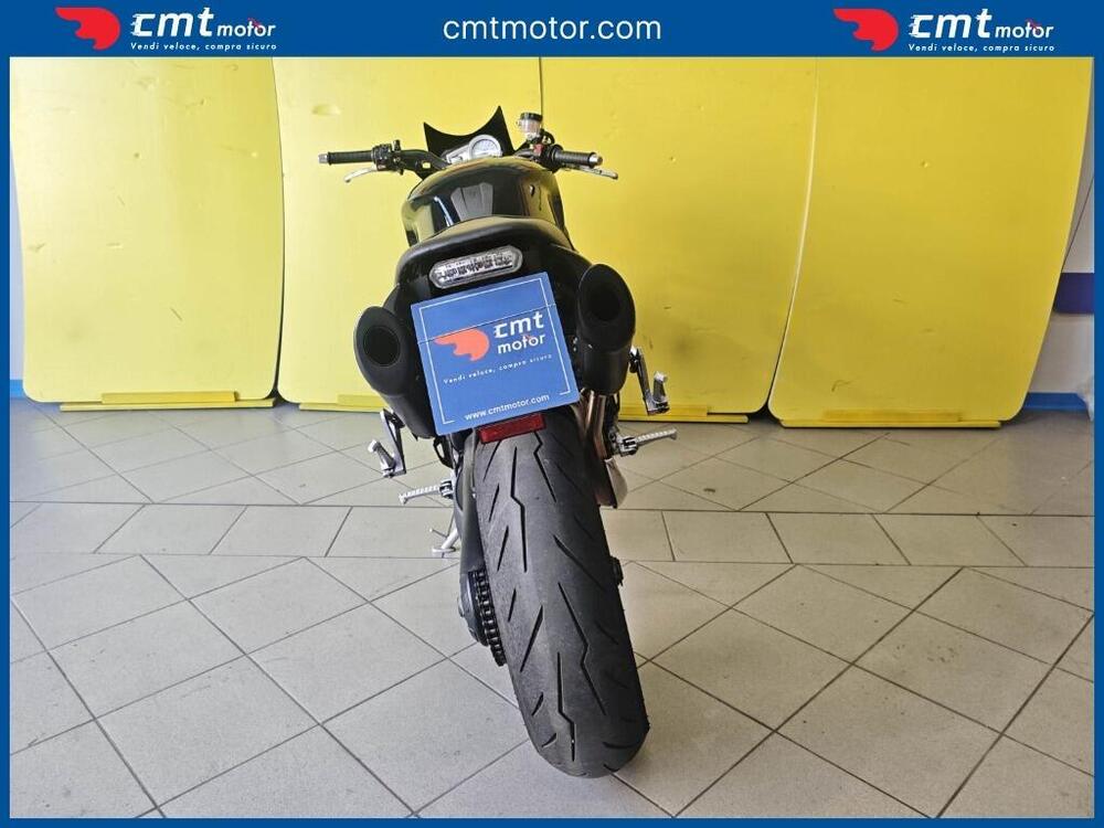 Triumph Speed Triple 1050 (2005 - 11) (4)