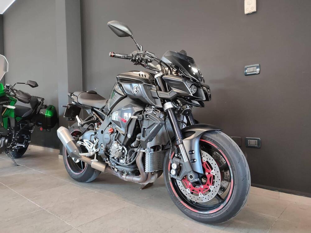 Yamaha MT-10 ABS (2016 - 17) (3)