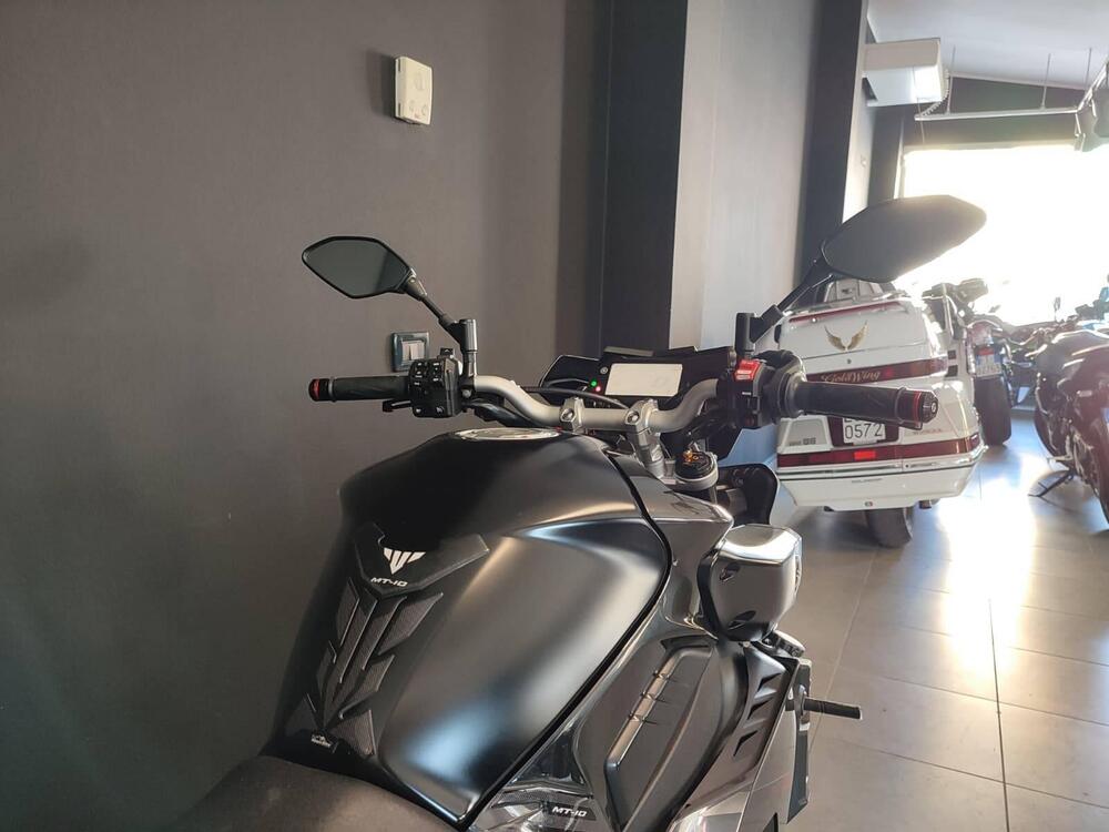 Yamaha MT-10 ABS (2016 - 17) (6)
