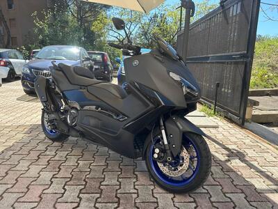 Yamaha T-Max 560 (2025 - 26) usata